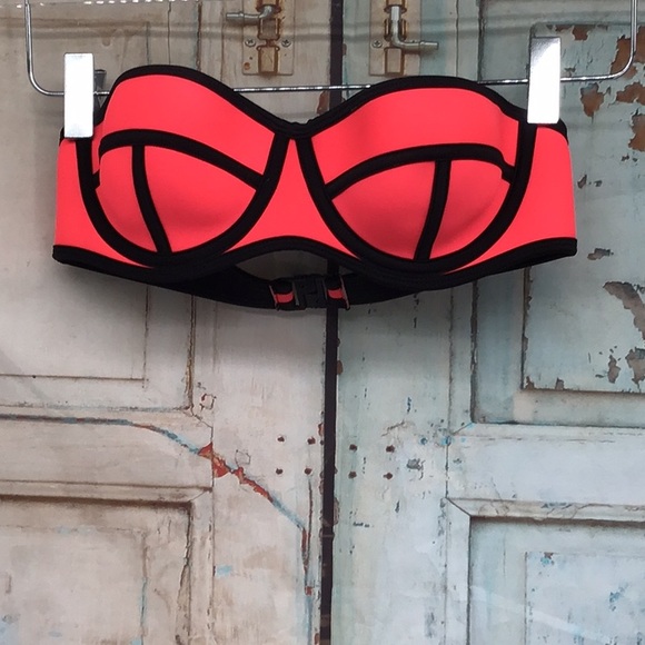 Unknown Other - Pink Bikini Top Size Small